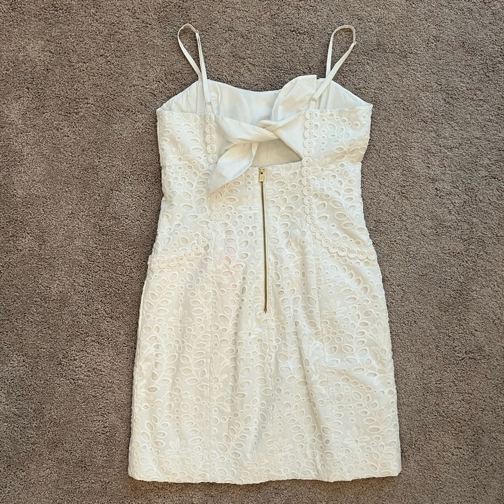 Lilly Pulitzer White Shelli Eyelet Mini Dress with Pockets Size 2 - Picture 2 of 5